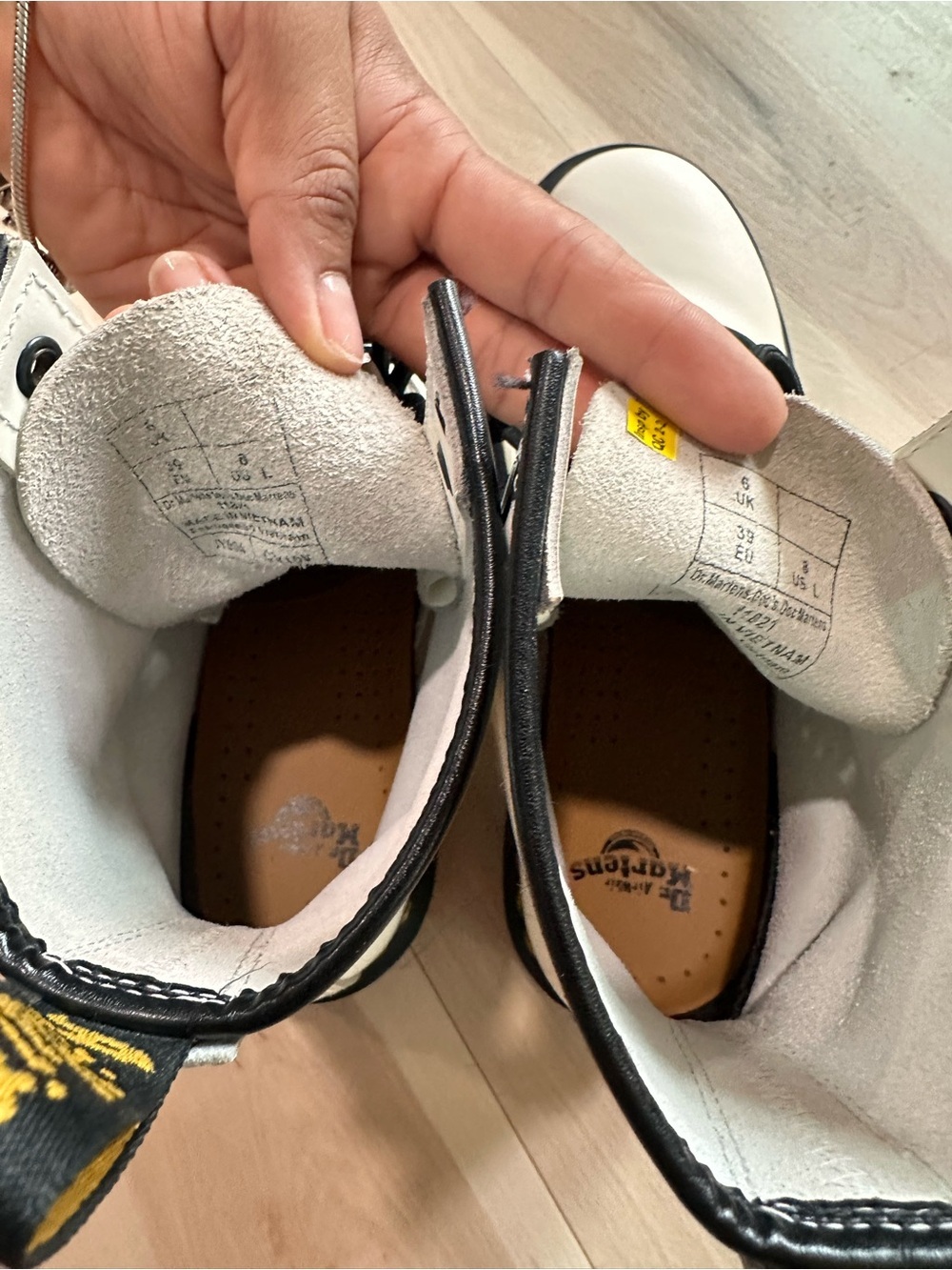 Dr. Martens 1460 White Leather Lace-Up Boots size 9 8-eyelet silhouette. - Picture 12 of 16